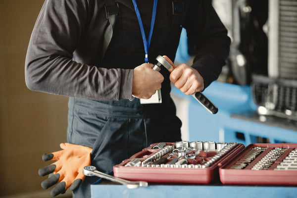 Professional Car Tools & Maintenance Fluids