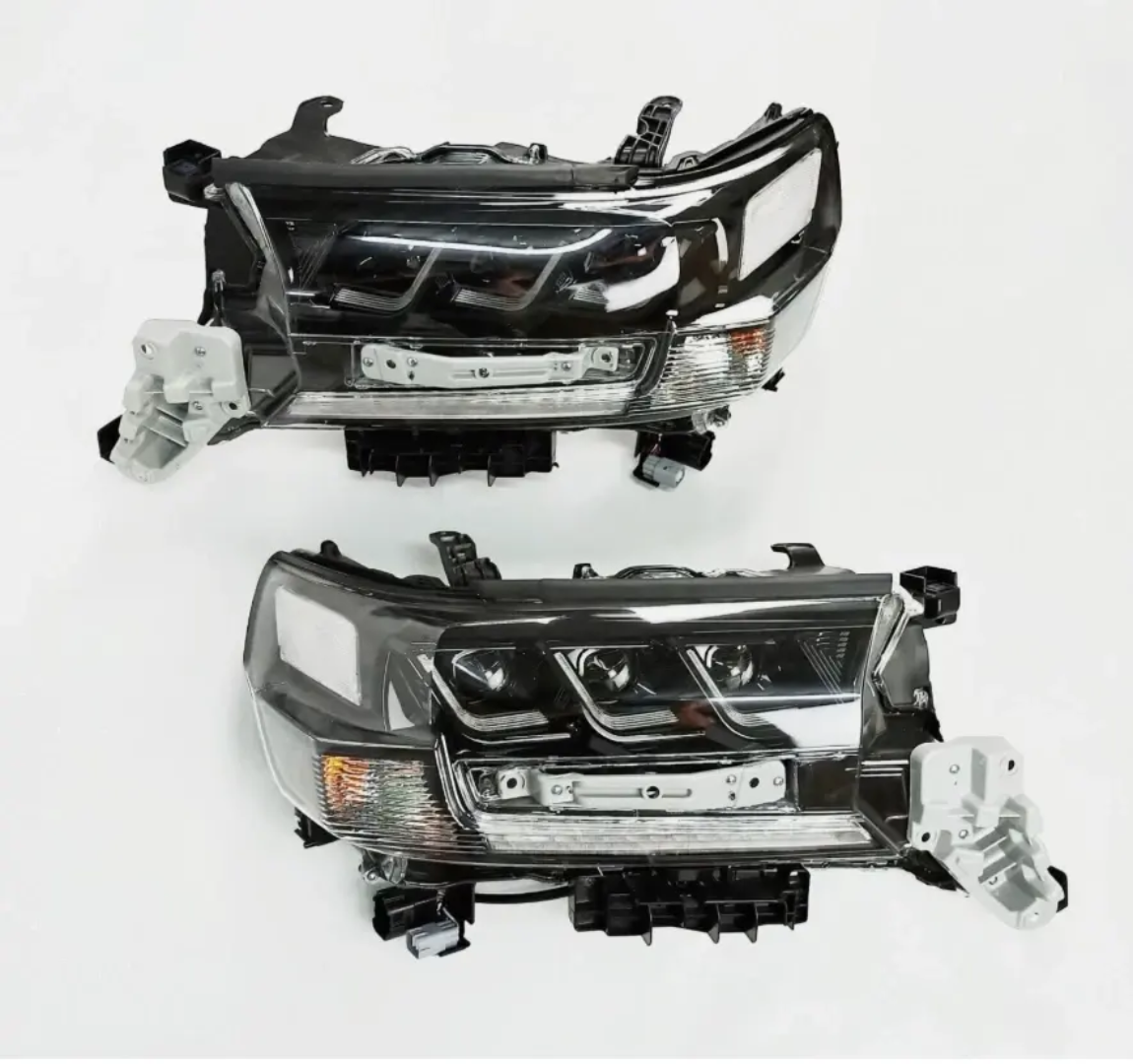 2PCS LED Sequential Headlights for Toyota Land Cruiser 2016–2021, Full LED Projector Headlamp Assembly, Dynamic Turn Signal, Premium Front Lighting Upgrade, Plug & Play Design, 1-Year Warranty