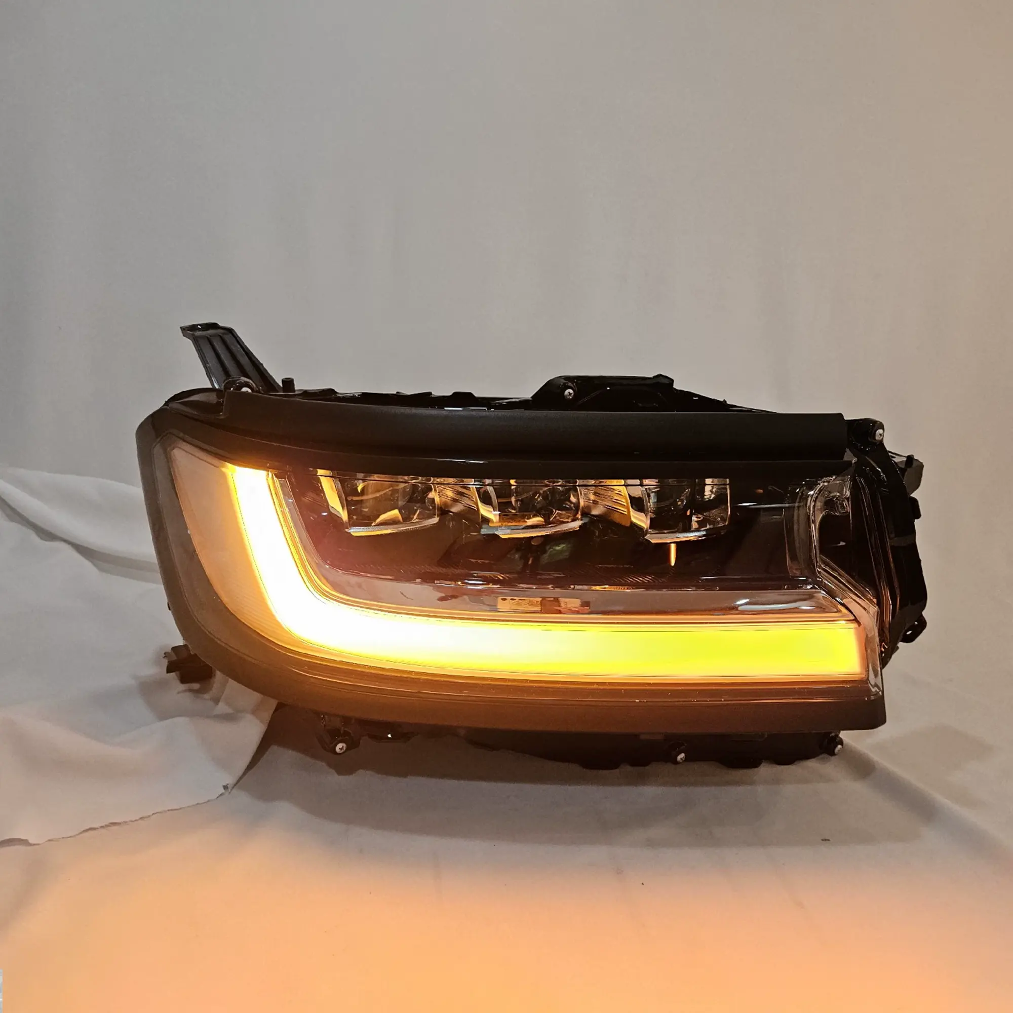 Toyota Land Cruiser 300 Premium LED Headlights, Full LED Headlamp Assembly, Front Lighting Upgrade, Left & Right Set, Premium OEM-Style Design